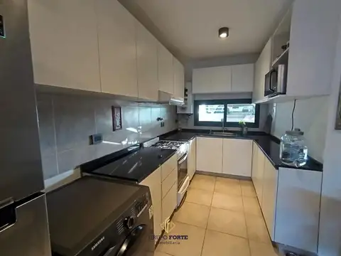 Depto Tipo Casa en Venta de 2 dormitorios