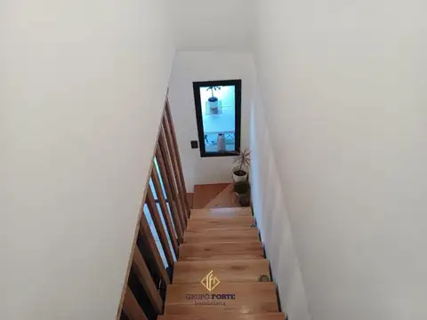 Depto Tipo Casa 3 ambientes con 2 baños