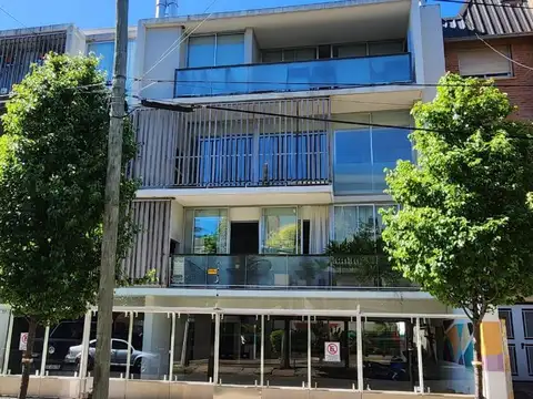 Departamento en Venta en San Isidro Vias / Rolon, USD 165.000