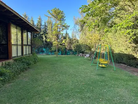 Casa 6 ambientes con 3 baños