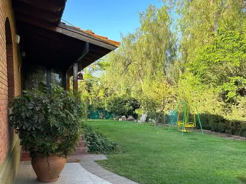 Casa en Venta en S8 Aeroparque, USD 215.000