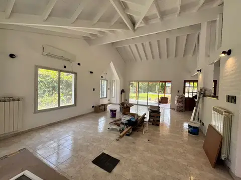 Casa en Venta con 1 cochera