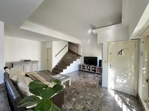 Casa en Venta en La Lucila, USD 450.000