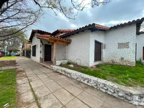 Terreno con propiedad en ituzaingo norte