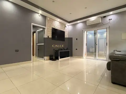 Casa en Venta en Godoy Cruz, USD 200.000