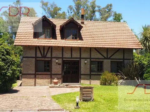 Venta - Casa 5 Ambientes en Las Praderas De Luján