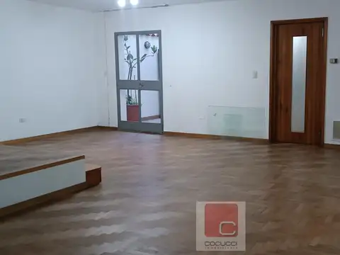 Departamento en Alquiler en Mendoza, $ 900.000