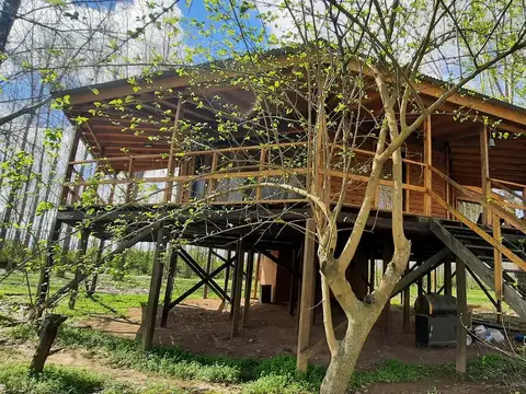 VENTA CASA  4 AMBIENTES ISLA EL DURAZNO