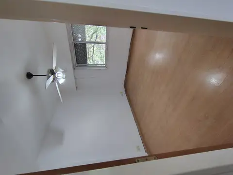 Alsina 100, Piso Als