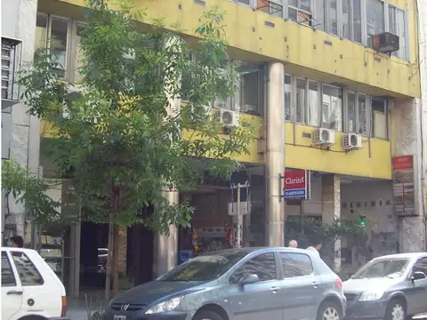 Local en Venta 40 años