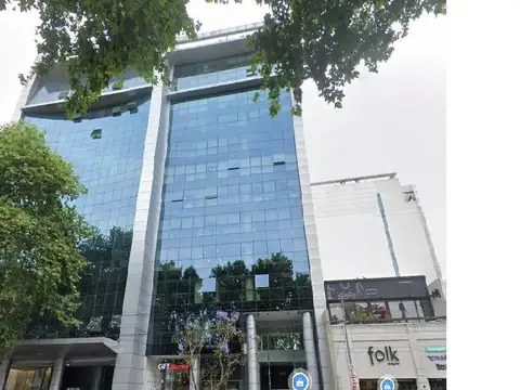 Oficinas de categoría lista para entrar con 2 cocheras