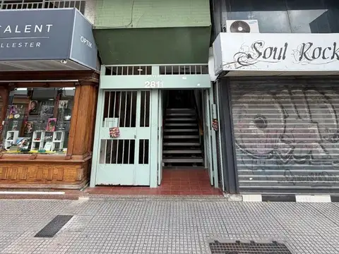 Alvear  al 2800