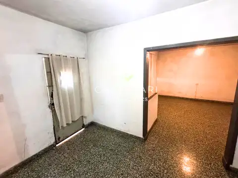 Casa 3 ambientes con Patio y Cochera en venta - Berazategui - ¡FINANCIACIÓN!