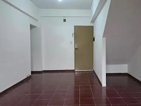 Departamento en Alquiler en San Justo, $ 550.000