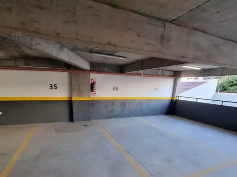 VENTA COCHERAS FIJAS CUBIERTAS EN LA ZONA DE LINIERS