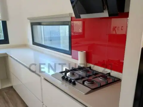 Oficina 3 ambientes con 1 baño