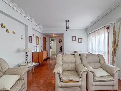 Venta Depto 4 Amb. Punta Mogotes con cochera