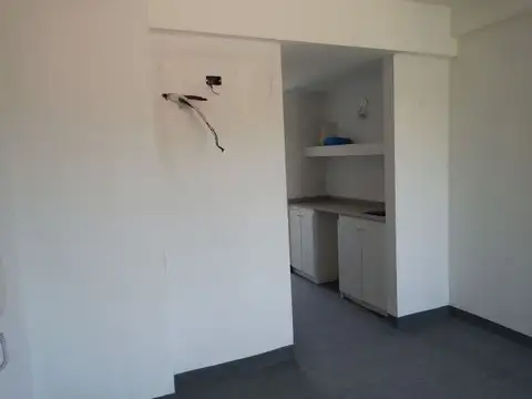 OFICINA EN VENTA - KM 41 Pilar