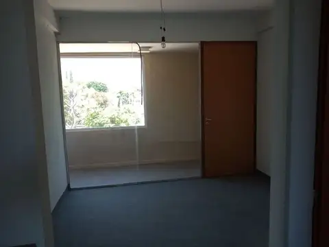 Oficina en Venta en Manuel Alberti, USD 40.000