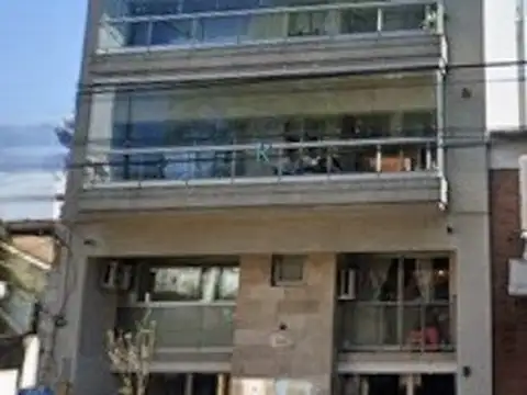 CABALLITO 2 AMB. PATIO + COCHERA