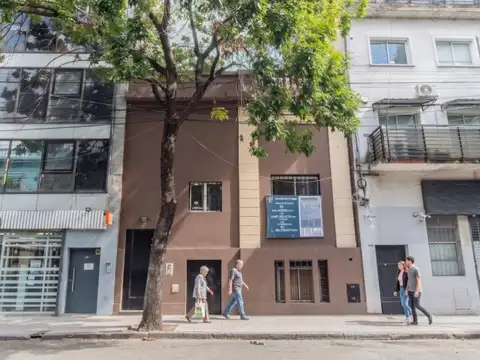 EDIFICIO | 14 OFICINAS | 4 BAÑOS | TERRAZA | SUBSUELO | ZONA ABASTO