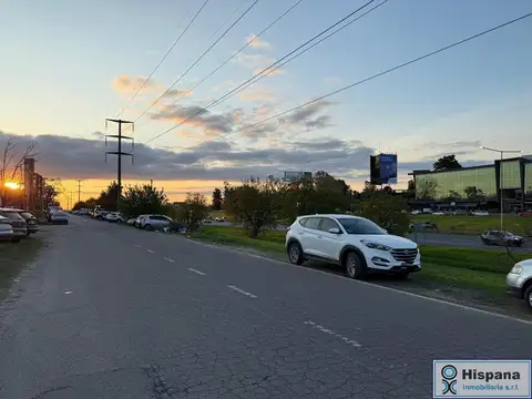 Lote en alquiler! Sobre Colectora Oeste 12 de Octubre, Del Viso, Pilar.