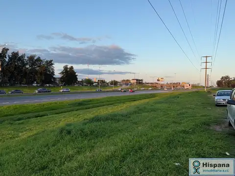 Terreno en Alquiler 10  mts Frente