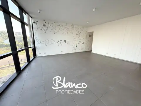 Oficina en Alquiler en Countries y Barrios Cerrados en Pilar, USD 650