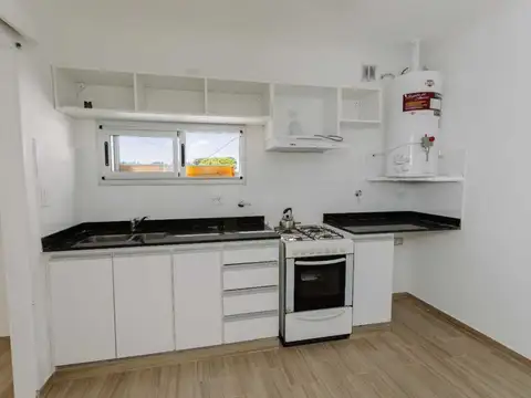 Departamento en Venta en Los Hornos, USD 63.000