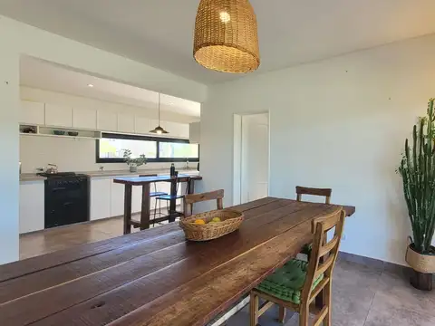 Casa en Alquiler en Puertos, USD 1.400