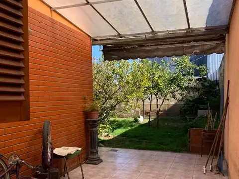 Francisco Iturri 900