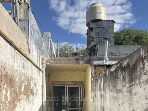 Casa 2 ambientes con 1 baño