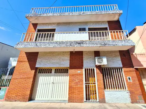 VENTA CASA 3 AMBIENTES CON COCHERA RAMOS MEJÍA
