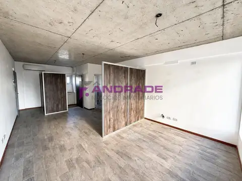 Excelente Oficina 30m² en la mejor torre de San Justo Centro