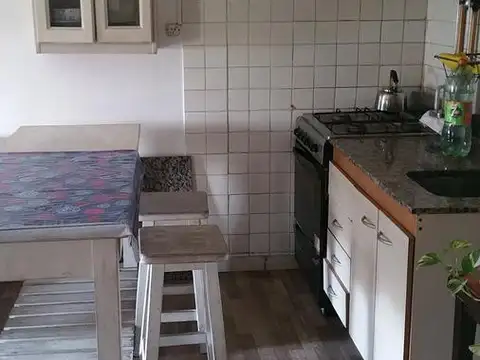 Departamento 8 ambientes con 3 baños