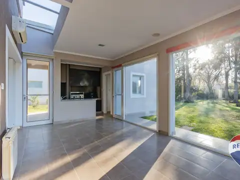 Casa en Venta en Haras Del Sur 2, USD 230.000