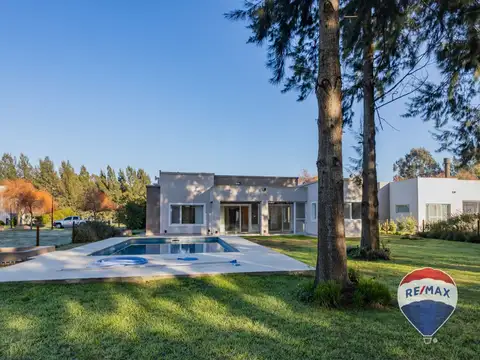 CASA EN VENTA EN HARAS DEL SUR