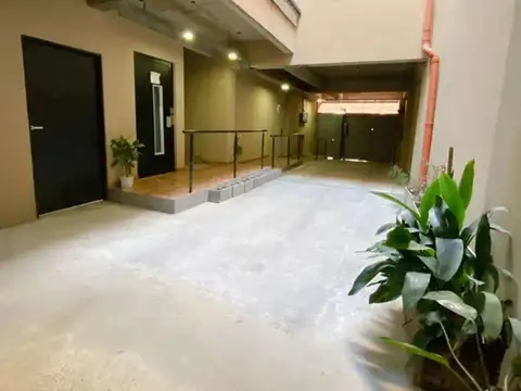 EXCELENTE MONOAMBIENTE AL FRENTE AVELLANEDA!!!