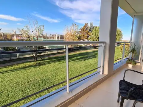 Avenida Carballo 200