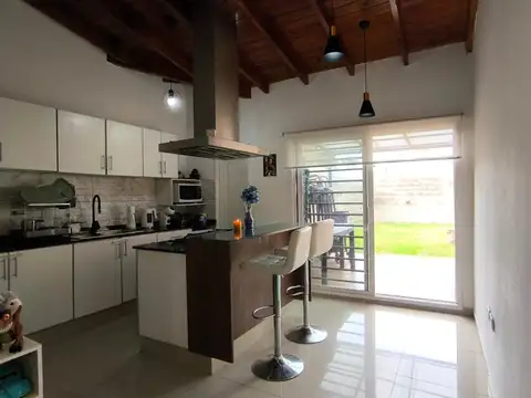 Depto Tipo Casa en Venta de 3 ambientes