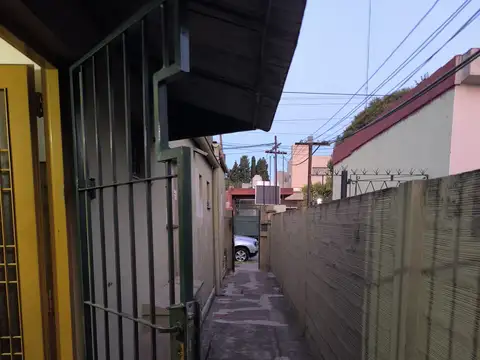 Depto Tipo Casa en Venta en Berazategui, USD 48.000