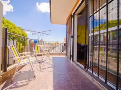 VENTA - GALPON + VIVIENDA EN 2 PLANTAS - VILLA  MADERO