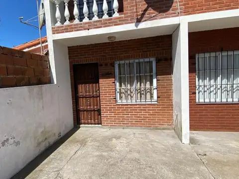 Dúplex de tres ambientes para 6 personas - Mar Del Tuyu (202005)