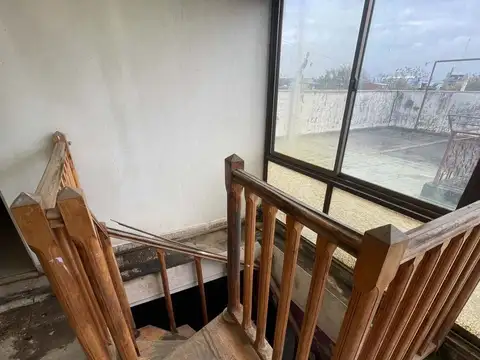 Depto Tipo Casa en Venta con 1 cocheras