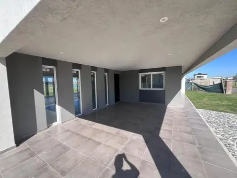Casa en Venta en Canning, USD 200.000