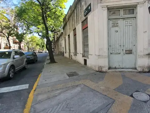 Av Brasil Esquina Solis