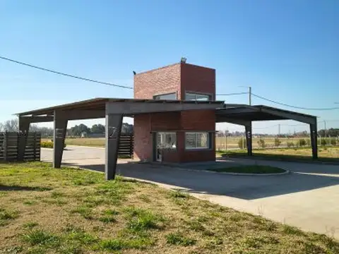 LOTEO  ALVEAR CASA Y CONDO CLUB