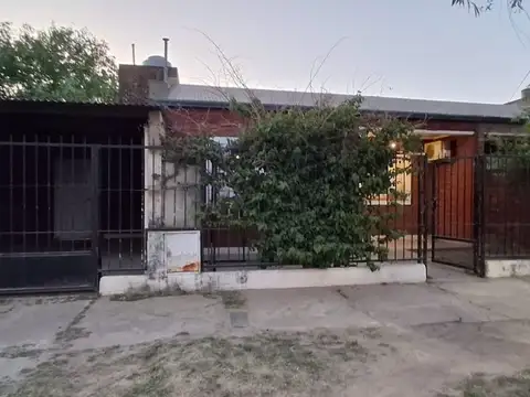 Casa en Santa Rita 2 con gran patio