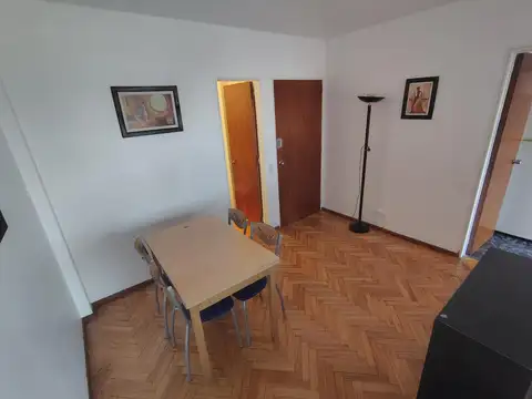 Departamento en Alquiler con 1 cochera
