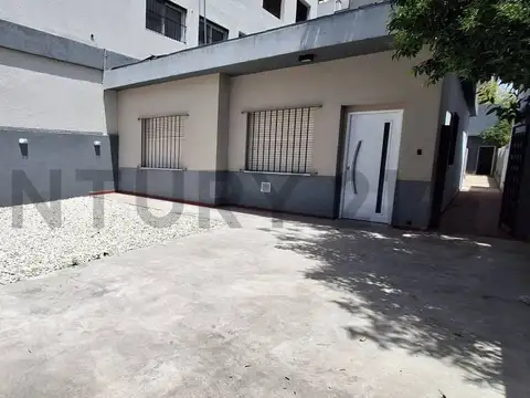 Casa en Alquiler en Ituzaingo, $ 800.000